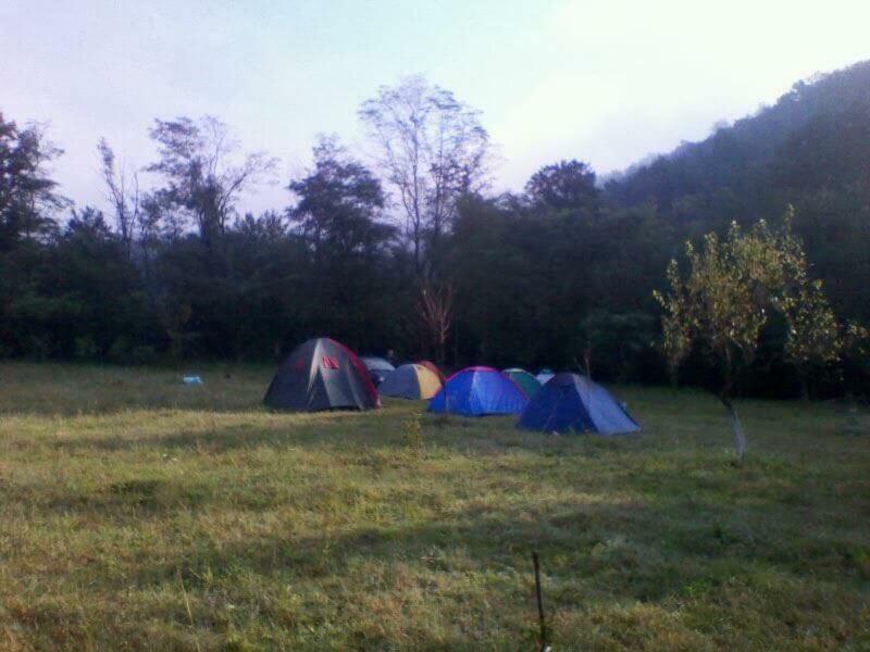 Camping In Clisura Dunarii Ieşelniţa Buitenkant foto
