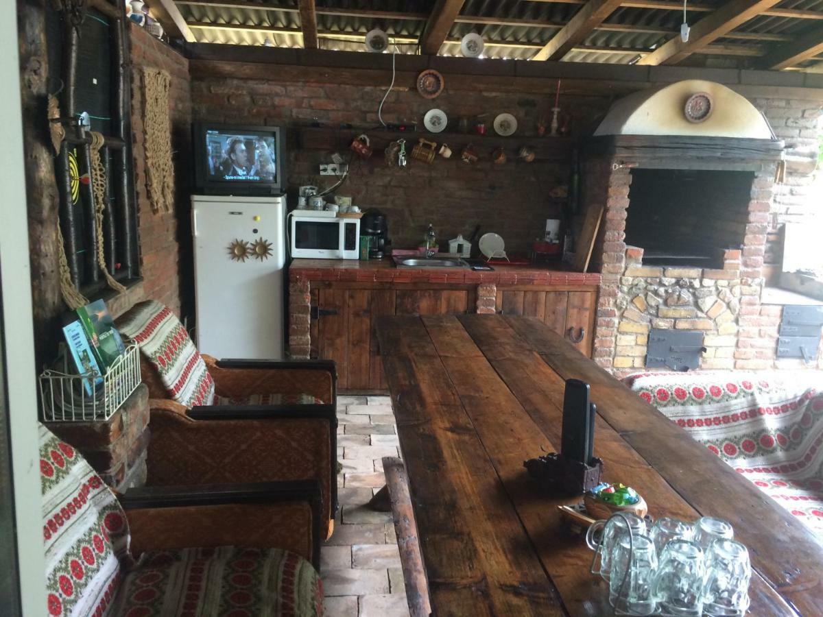 Camping In Clisura Dunarii Ieşelniţa Buitenkant foto
